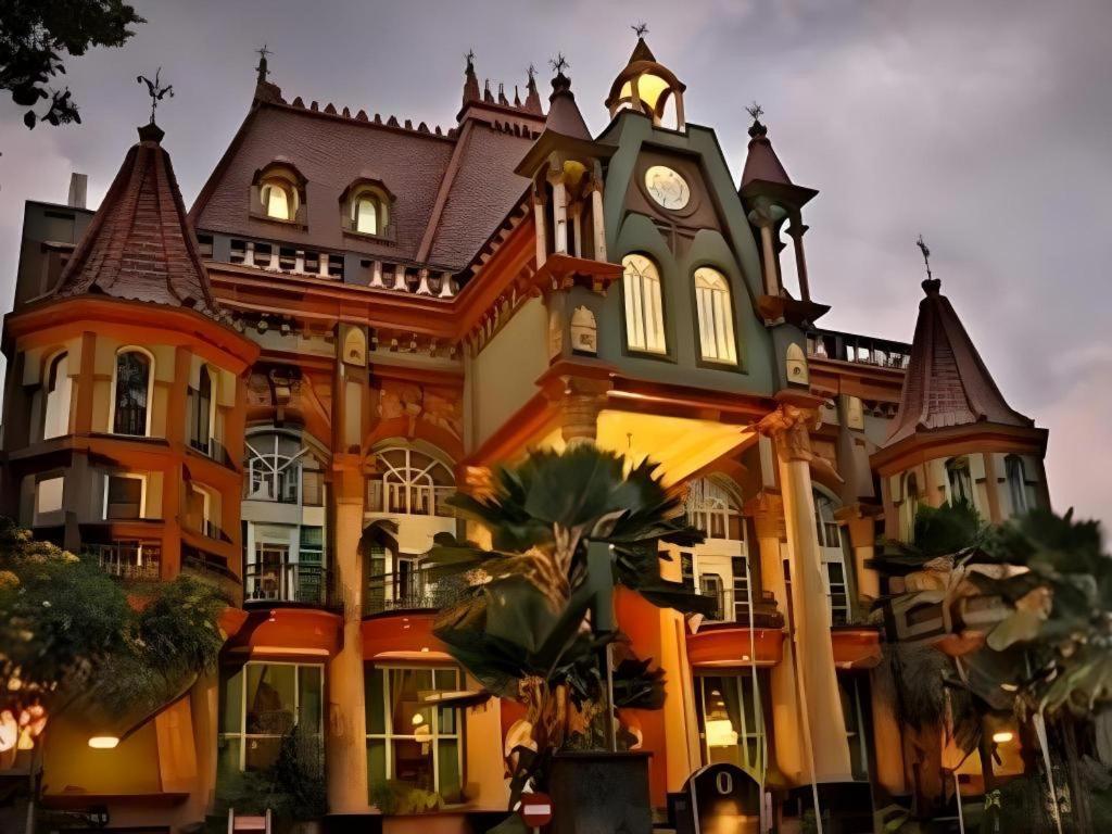 מאלאנג Gajahmada Graha Hotel מראה חיצוני תמונה