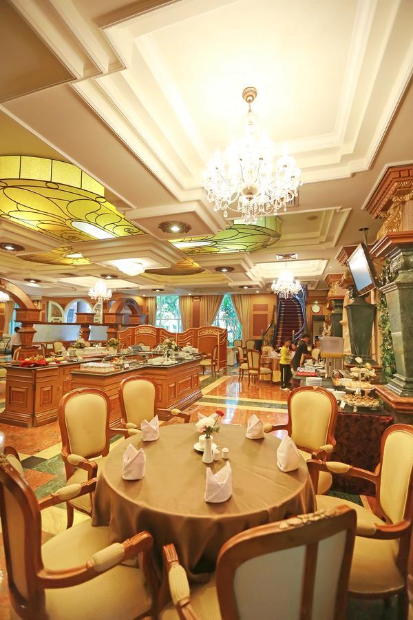 מאלאנג Gajahmada Graha Hotel מראה חיצוני תמונה