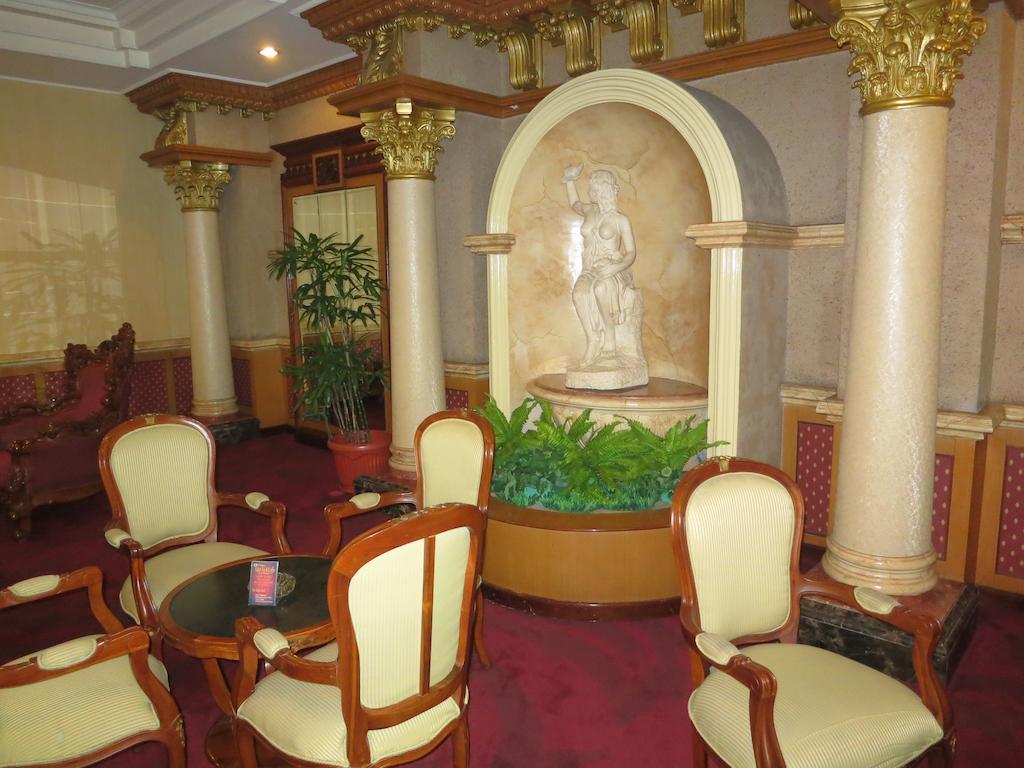 מאלאנג Gajahmada Graha Hotel מראה חיצוני תמונה